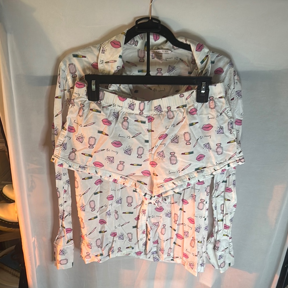 Victoria's Secret White and Pink Pajama Set
